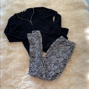 OS Black/White Paisley Soft Stretch Leggings